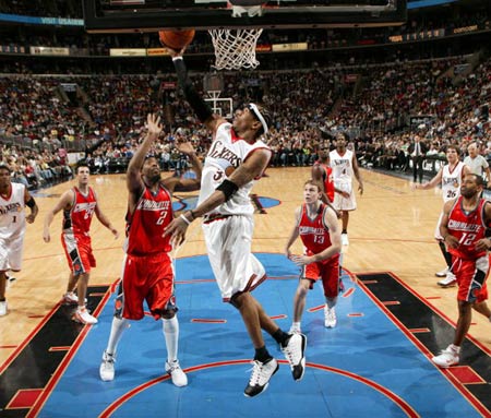 王秋明的关 王秋明的关