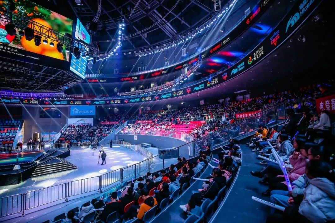 山东泰山显 山东泰山显