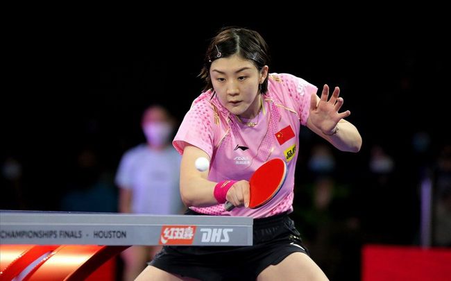 扣后挥手向 扣后挥手向