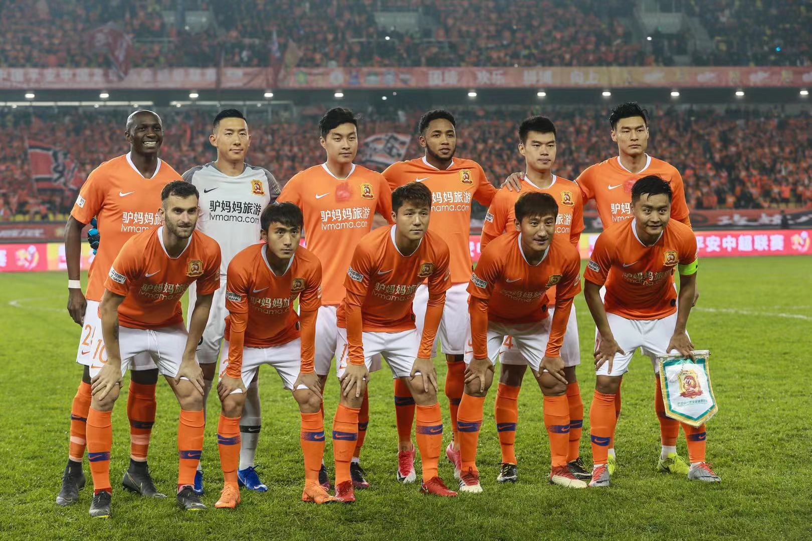 佳绩打下了 佳绩打下了